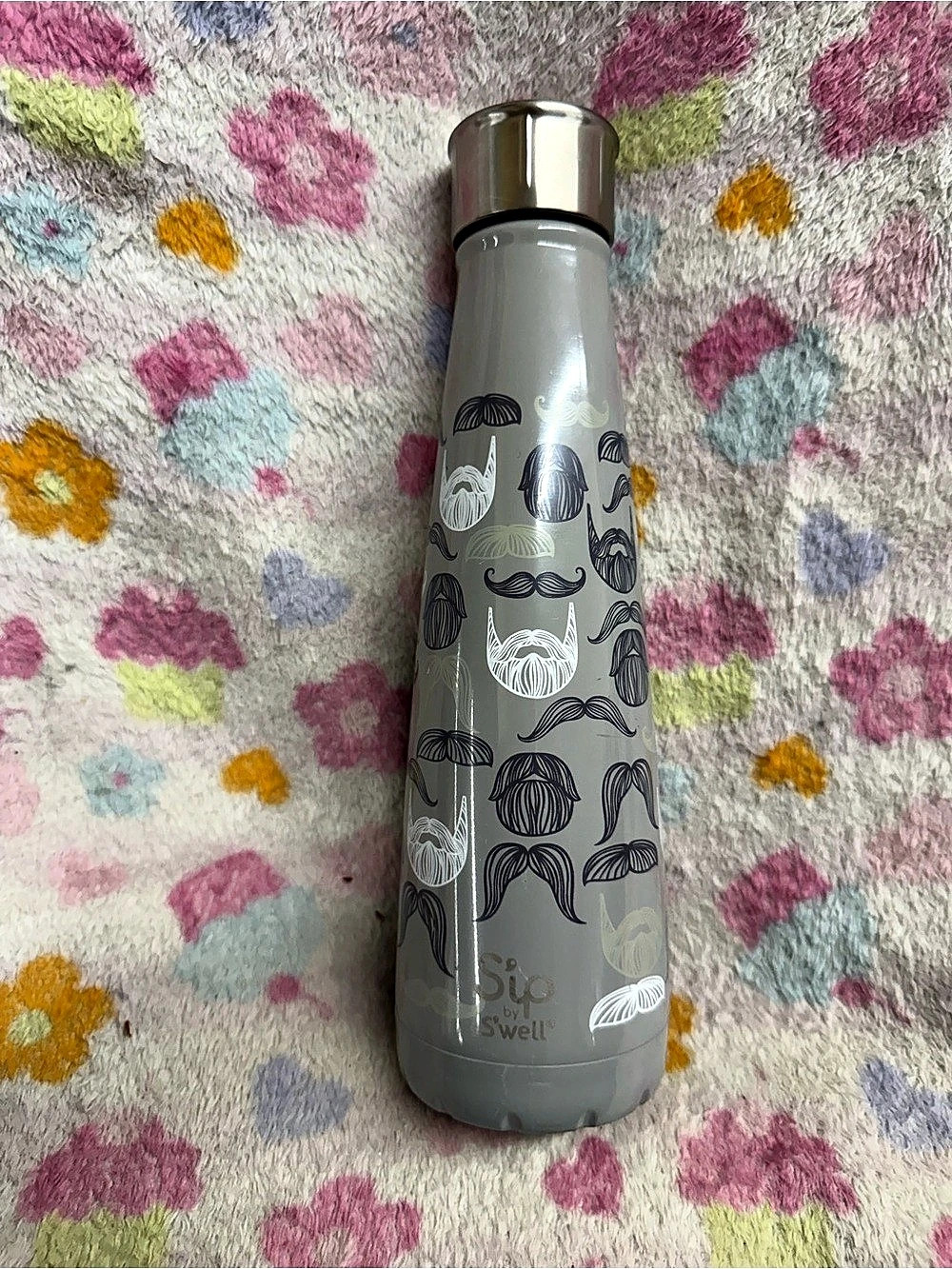 Sip swell Mustache insulated cup